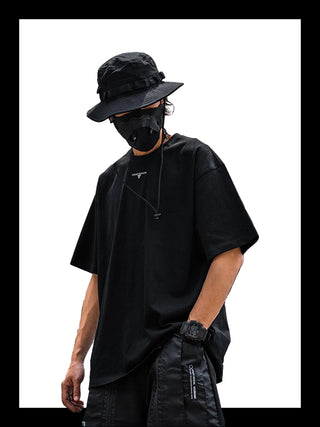 tee-shirt-noir-streetwear